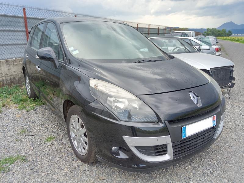 Vehicule-RENAULT-SCENIC-3-PHASE-1